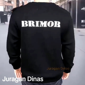 Switer Hitam Brimob Jatah Pembagian POLRI