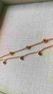 Moko Minimal Bracelet✨​ สร้อยข้อมือมินิมอลแต่งลายดอกไม้​ ประดับพลอยโพริดอท​ ตัวเรือน​เงิน​แท้​ 925​ ชุบ​พิ้งค์​โกลด์​