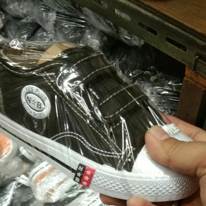 sepatu Anak sekolah n/b perekat pendek soll kuning terlaris