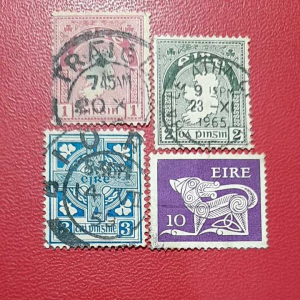 Prangko Irlandia klasik Koleksi kuno Jadul 4 Pcs Campur USED