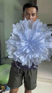 Bunga Giant Flower Bunga Hiasan Kain Organdi Model Bunga Unik Dekorasi Pelaminan diameter 45cm