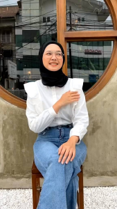 Zia Blouse Kemeja Wanita Linen: Elegan & Nyaman untuk Musim Panas