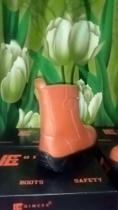 SEPATU SAFETY SEPATU BOOT  SEPATU BOOT PROYEK