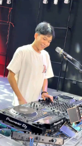 DJ 枫枫 USB3.0 32GB中国夜店夜场粤语华语中文专用专业DJ枫枫 ★2025★ 专业设备调试调音室【全新升级3.0速度连接】 USB 32GB MP3 马来西亚🇲🇾发货