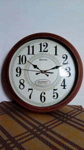 Jam dinding kayu (WDJ 550)