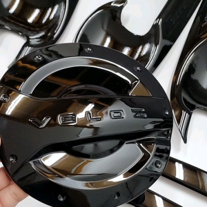 Toyota Veloz Fuel Cap Fuel Tank Cap Glossy Black car accessories Exterior Trim garnish fuel cap trim cover accessories Glossy Black Piano Black Exterior Car Accessories 2022 2023