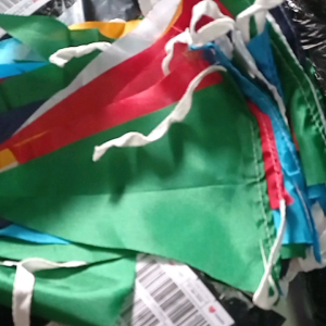 Bendera Warna-Warni / Bendera Hias Panjang +- 5 M