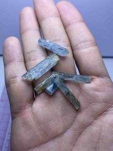 3960-COMBO 6 CÁI TINH THỂ AQUAMARINE ( THIÊN NHIÊN)