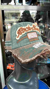 TOPI IMPORT PRIA BAHAN BERKUALITAS