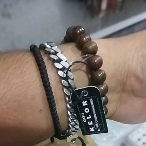1PC GELANG KAYU KELOR ASLI ORIGINAL 100% BARANG DIJAMIN ASLI BARANG TIDAK SESUAI BISA KIRIM KEMBALI