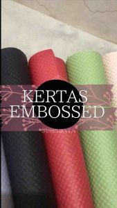 [1 PACK ISI 10 LEMBAR] KERTAS EMBOSSED TIMBUL UKURAN 59 X 59CM WRAPING BUNGA KOREA STYLE DIY EMBBOSSED 3D KERTAS CELLOPHANE WRAPPING PAPER FLOWER BOUQUET BUKET BUNGA MOTIF KOTAK TIMBUL