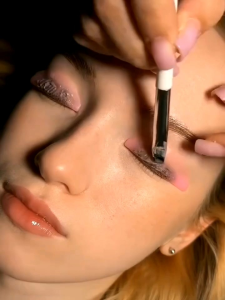 Gói Nhuộm Đen Lông Mi Nhanh Không Cần Mix Black Wings (sử dụng được 4-5 lần/gói)