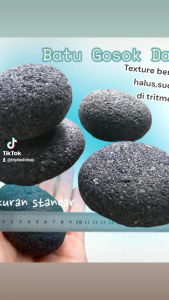 Batu penggosok kaki kepalan pembersih daki texture berongga halus