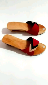 sandal wedges kayu natural 5cm love daun / sandal kelom geulis wedges / sandal kayu elegan / sandal slip on kekinian / kelom geulis khas tasikmalaya