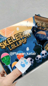 💢ยกแพ็ค30ชิ้น💢 อมยิ้ม รูปหัวกะโหลก ด้ามจับเป็นโครงกระดูก เรืองแสงในเวลากลางคืน หลอนๆ แค่ทานก็น่ากลัว