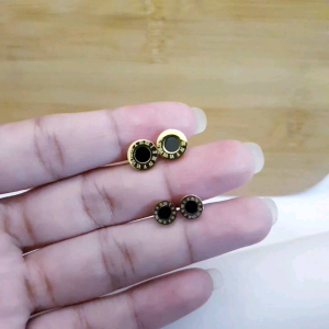 Anting Titanium Tusuk Romawi Anti Karat Xds555