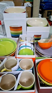 Hộp 6 chiếc bát ăn cơm cầu vồng Le Creuseet 12cm x 65cm - 350ml LÒNG VÀNG: Dùng được máy rửa bát lò vi sóng