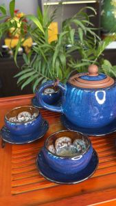 Bộ Ấm Trà Tử Sa Thiên Thanh Vuốt 400ML - Nghệ Nhân Ưu Tú Vương Mạnh Tuấn - Ấm Chén Bát Tràng