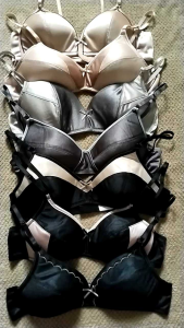 AVON BUY1TK1  NON WIRE EVERYDAY COMFORT SOFT CUP BRA