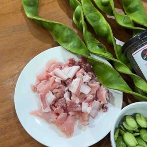 ส่งเร็วทันใจ พริกแกงใต้ลุงเหว่า กะปิอย่างดี 500g. รสชาติปักษ์ใต้เเท้จากสุราษฎร์ธานี