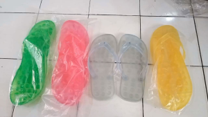Sandal duri bawah / Sandal anti licin /Sendal jepit /Sandal pria dan Wanita / Sandal kesehatan refleksi kaki