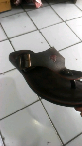 sandal kulit japit pria