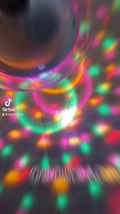 Đèn Xoay Sân Khấu Đĩa Bay 223 Kết nối Blueooth đuôi điện E27 ( chưa kèm đuôi )