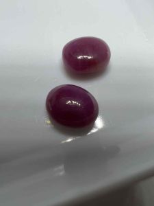 980-CẢ 2 VIÊN ĐÁ RUBY HỒNG ( THIÊN NHIÊN ) KHÔNG XỬ LÝ CÓ RẠN ÂM.