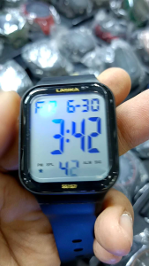 JAM TANGAN DIGITAL LASIKA WF157 ORIGINAL WATERESIS TALI RUBBER PRIA WANITA DIAMETER 40 mm FREE BATRAI CADANGAN (Andre What 97)