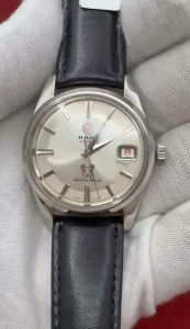 ราโด้ ม้าเงิน 30 Jewels Golden Horse Automatic ตัวเรือนสแตนเลส นาฬิกาผู้ชาย มือสอง คู่ด้านล่าง