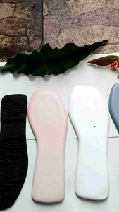 Out sol karet + insol busa sandal teplek wanita