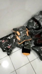 bantal custom Toyota Innova Sandaran Kepala Punggung jok Mobil