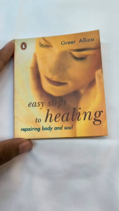 Easy Step to Healing: Repairing body and soul | Self-help book | old unused