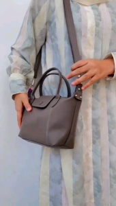 TAS LONGCHAM SZ S TAS CEWEK KULIT ASLI