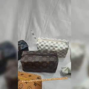 Pouch Kosmetik Serbaguna & Kubus Kosmetik Praktis
