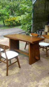 Set kursi cafe meja makan model minimalis modern kombinasi kayu jati dan Trembesi