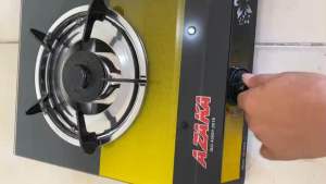 Bếp Gas AZAKA 0924 - Tiết kiệm gas Tặng Dây gas và đai siết