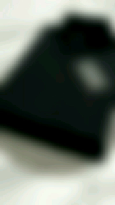 Kemeja Pendek Pria Polos: Kesan Profesional & Nyaman