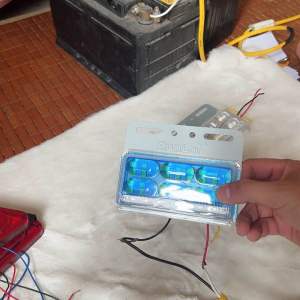 Đèn sườn xe tải. Đèn hông lốp xe chống nước 5006 12/24v siêu sáng.