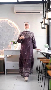 Gamis Modern Premium & Silky: Pilihan Terbaik untuk Busui
