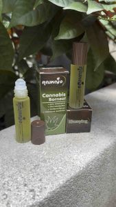 ลูกกลิ้งอโรม่าคุณหญิงลูกกลิ้งขนาด 10cc.จำนวน 3 ขวดพร้อมส่ง