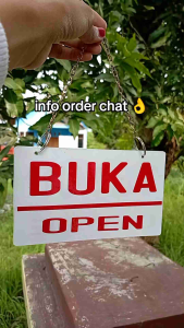 sign board akrilik "Buka Tutup" bolak balik bahan akrilik 2mm
