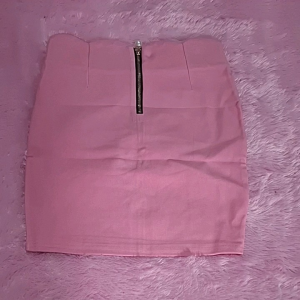 Desain Rok Mini Elegan: Rok Span Mini Pink Kode 0001/661