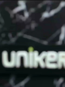 ล้อลาก กระเป๋านักเรียนล้อ 18 นิ้ว UNIKER กระเป๋าเดินทางล้อลาก กระเป๋าเดินทางใบเล็ก กระเป๋าเดินทาง ใส่ของได้เยอะ