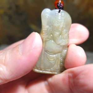 Natural untreated Burma Jade (Type A Jadeite) light greenish yellowish Guan Gong (Guan Yu) pendant (with certificate) [Natural Crystal] 翡翠淡黄绿关公吊坠(带证书)