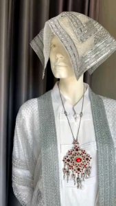 ชุดครุยนาค รุ่นทองคำขาวใหญ่ ผ้าพื้นสีเงินขาว ชุดคลุมนาคอย่างดี เสื้อคลุมนาค ชุดแห่นาค เสื้อนาค งานบวช #ชุดทำขวัญนาค #คุณป่านchannel