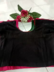 Saree Blouse/Ready To Wear/ Stretchable Saree blouse*3/4 Net sleeves/Branded Collection/Ready Stock / Medium Plus Size