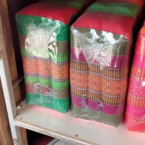 หมอนลายไทย มี 4 ลายข้างในเป็นนุ่น #หมอนลายไทย Flower pillow with Khit pattern