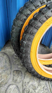 Ban Luar Sepeda Ukuran 12 1/2 x 1.75 x 2 1/4 Lucky Stone Hitam Kuning Anak Push Bike | High Quality