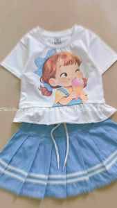 Bộ bé gái Áo Thun Và Chân Váy Bò Vải demin mềm mại thoáng mát Set Jean Cho Bé-Trang 25 Shop